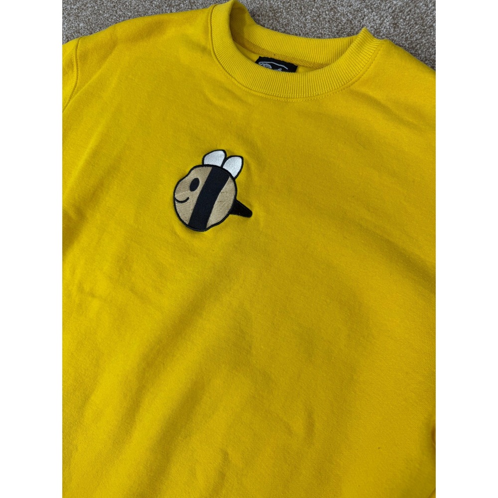 Steady Hands Yellow Bee Embroidered Cotton Crewneck Sweatshirt Womens Large